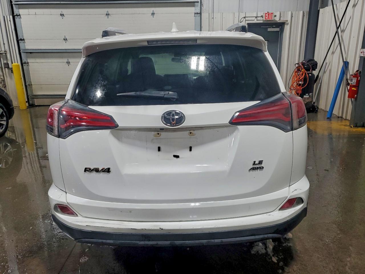 2016 TOYOTA RAV4