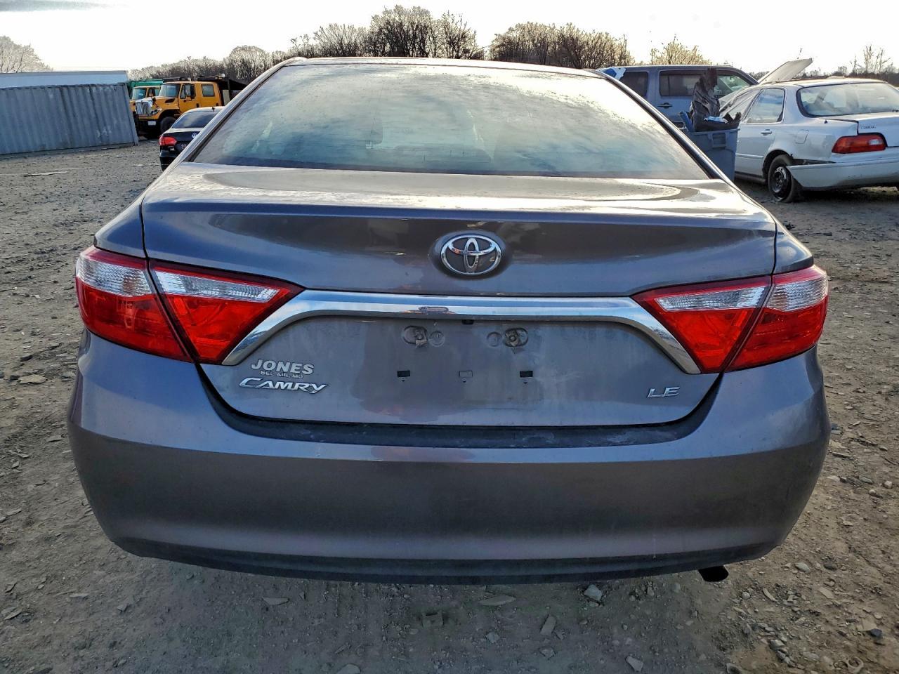 2017 TOYOTA CAMRY