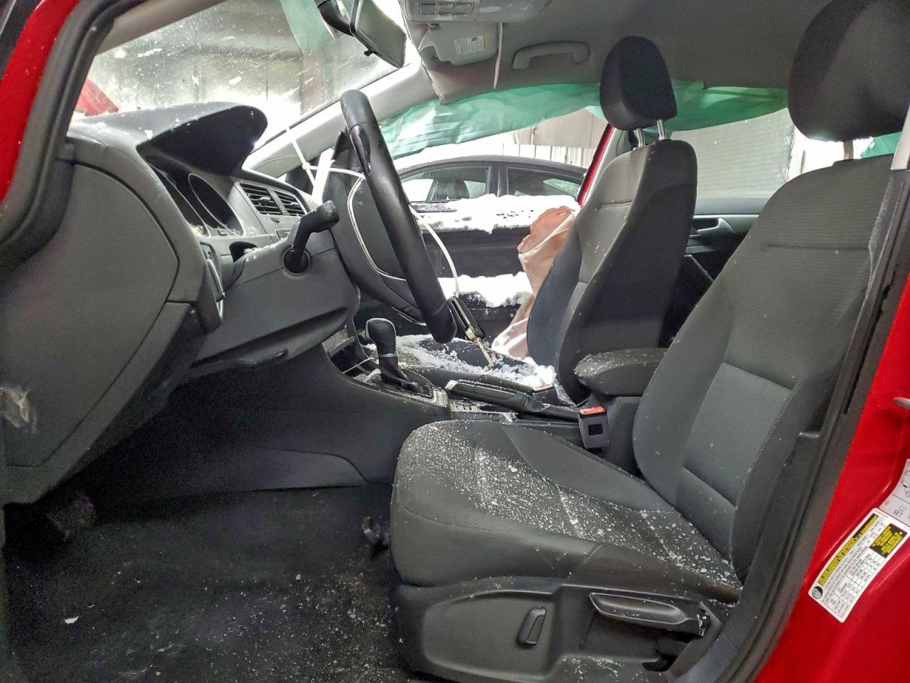 2017 VOLKSWAGEN GOLF