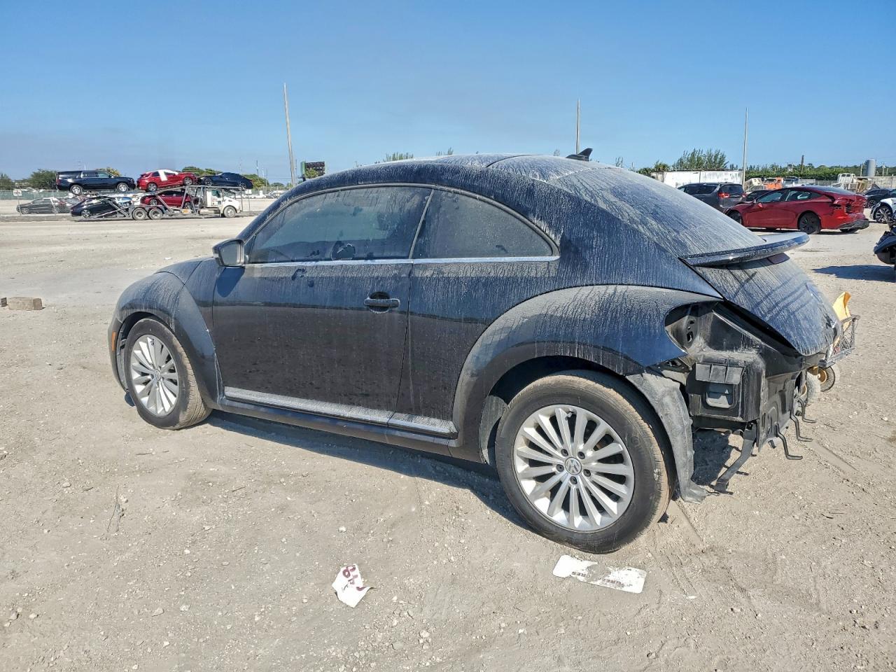 2019 VOLKSWAGEN Beetle