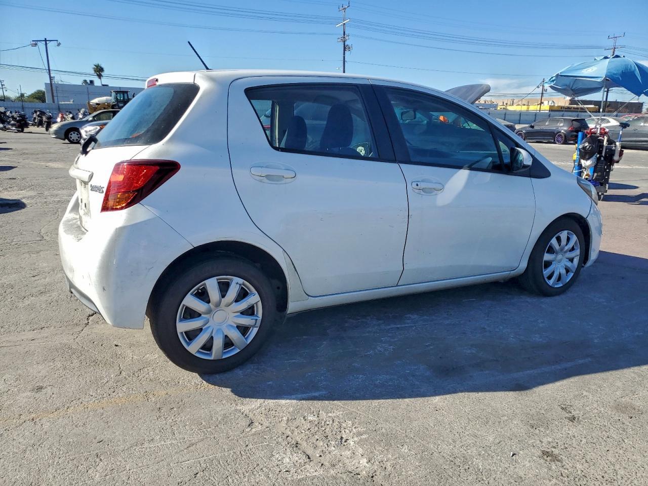 2015 TOYOTA YARIS
