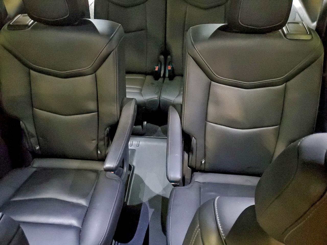 2022 CADILLAC XT6