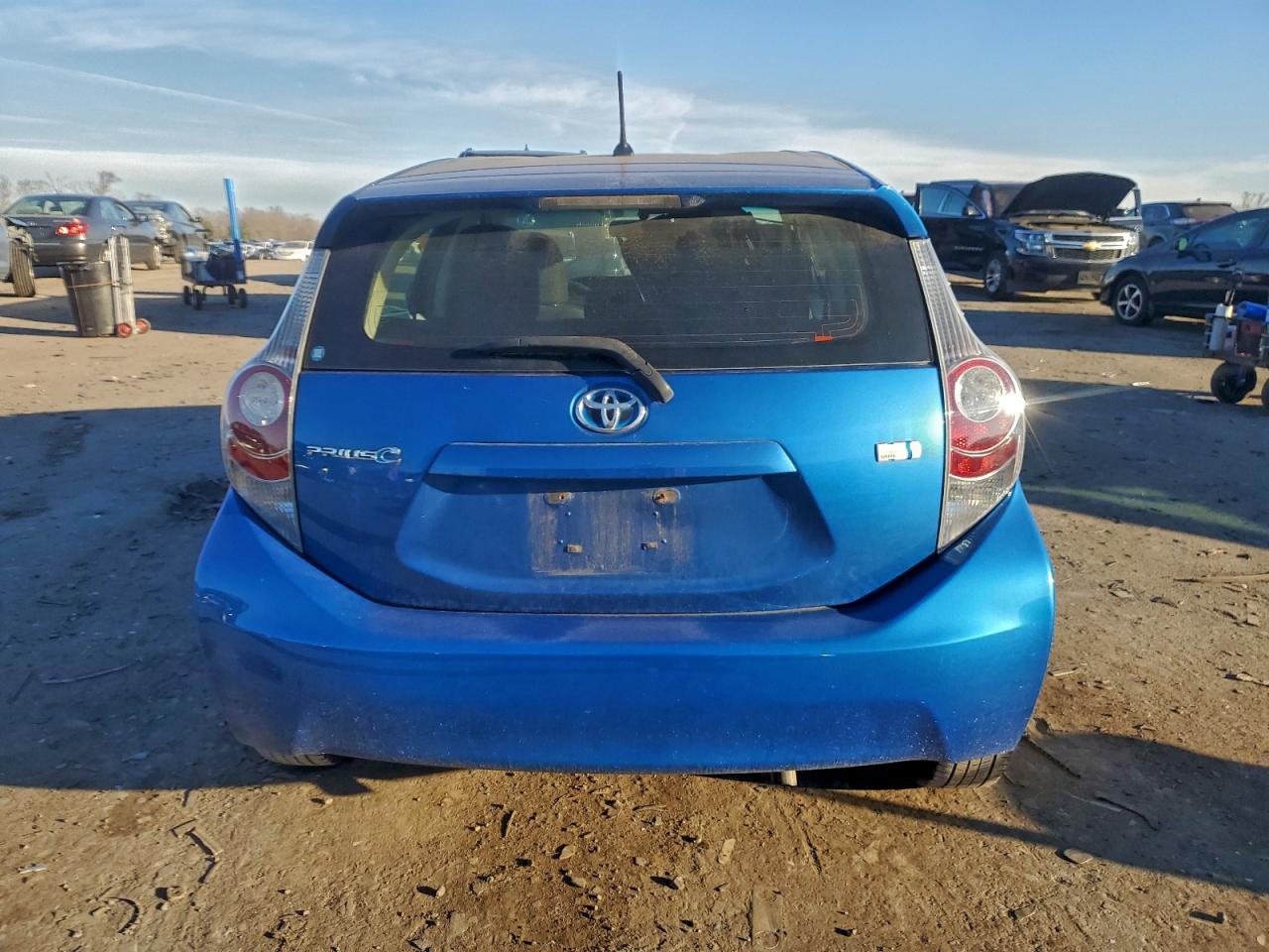 2013 TOYOTA Prius c