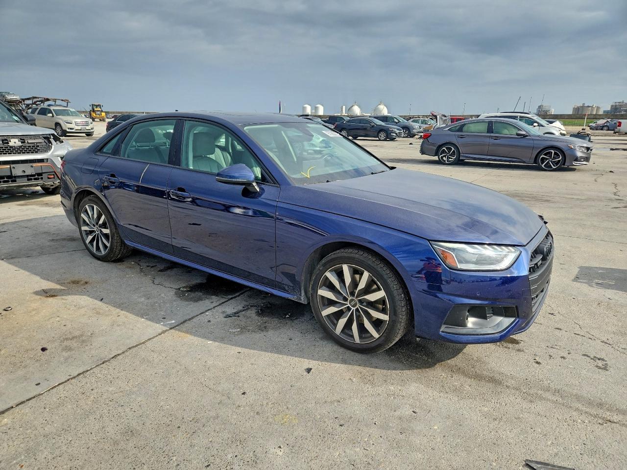 2022 AUDI A4