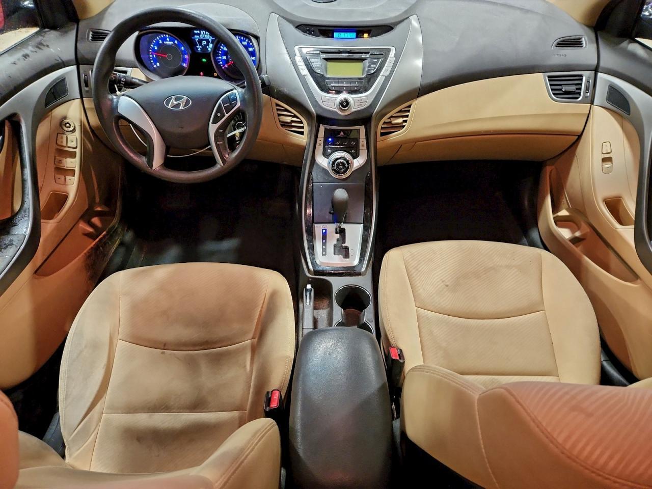 2012 HYUNDAI ELANTRA