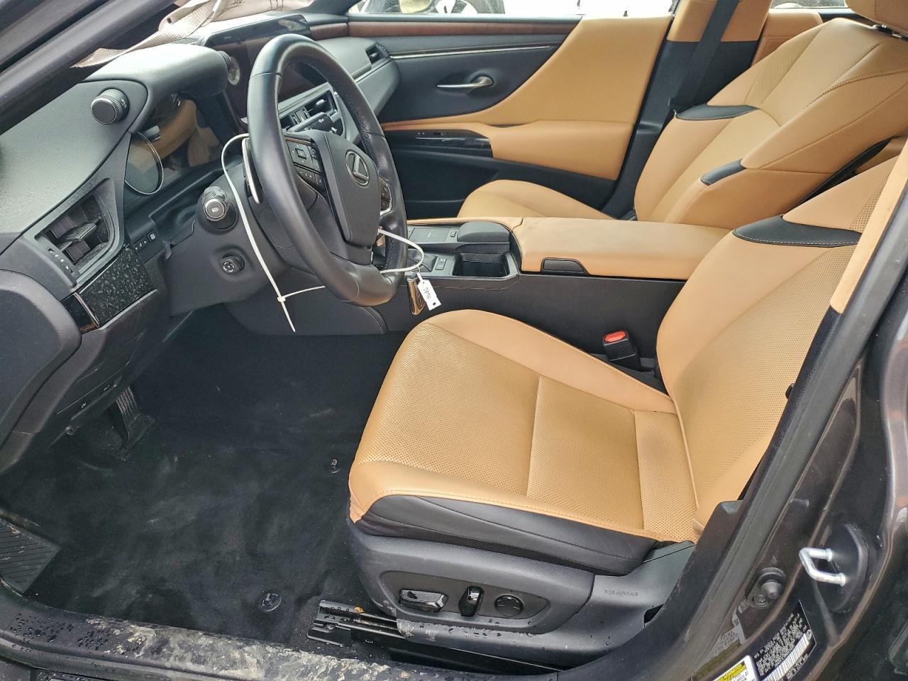 2022 LEXUS ES 300H