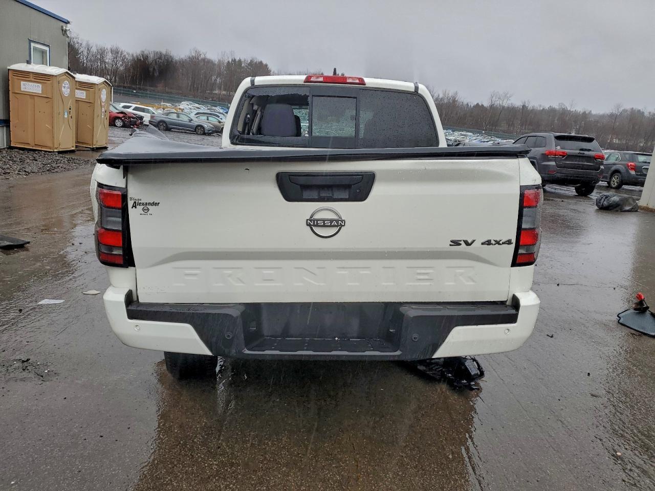 2022 NISSAN Frontier