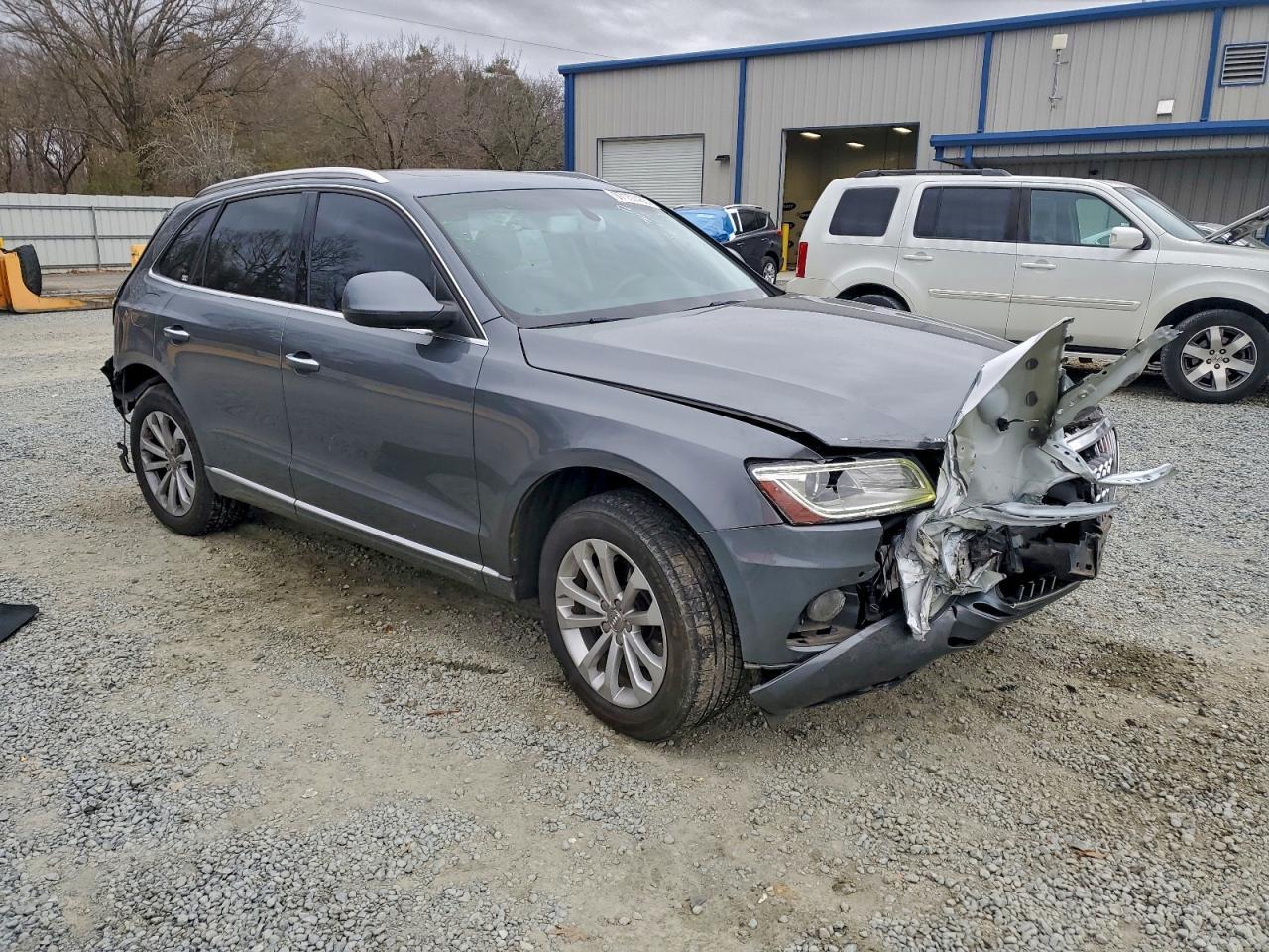 2015 AUDI Q5