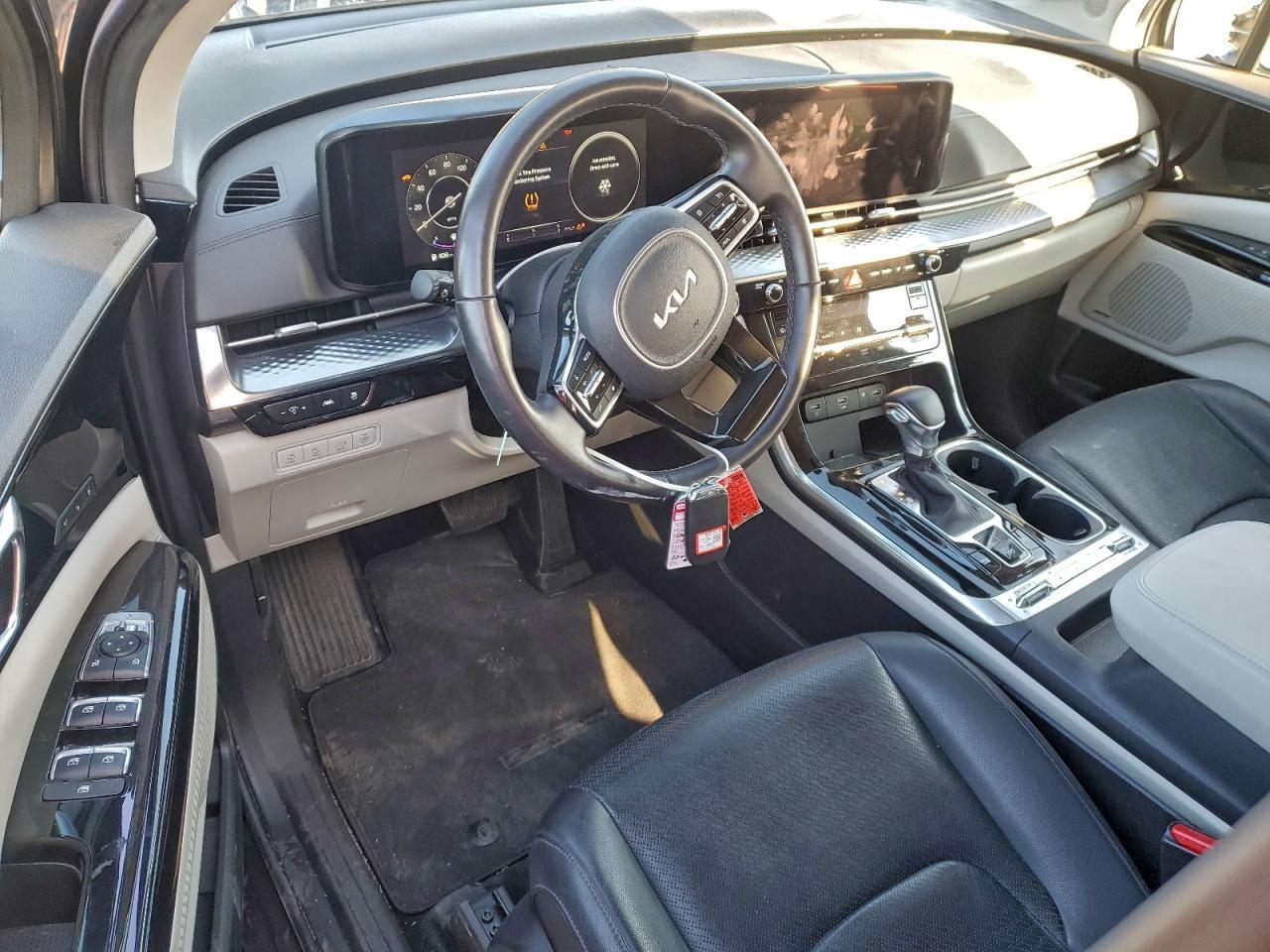 2024 KIA Carnival