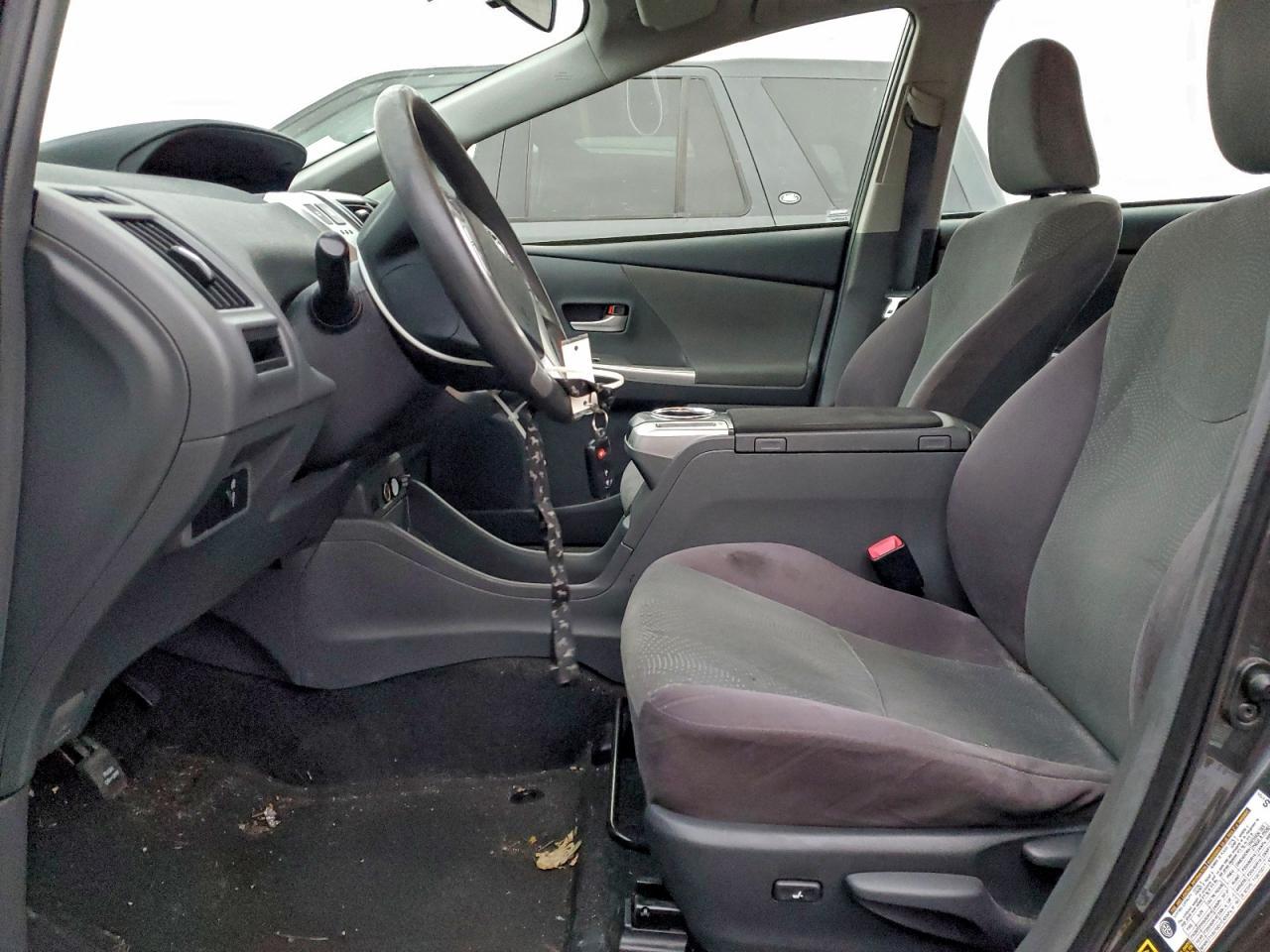 2012 TOYOTA PRIUS V