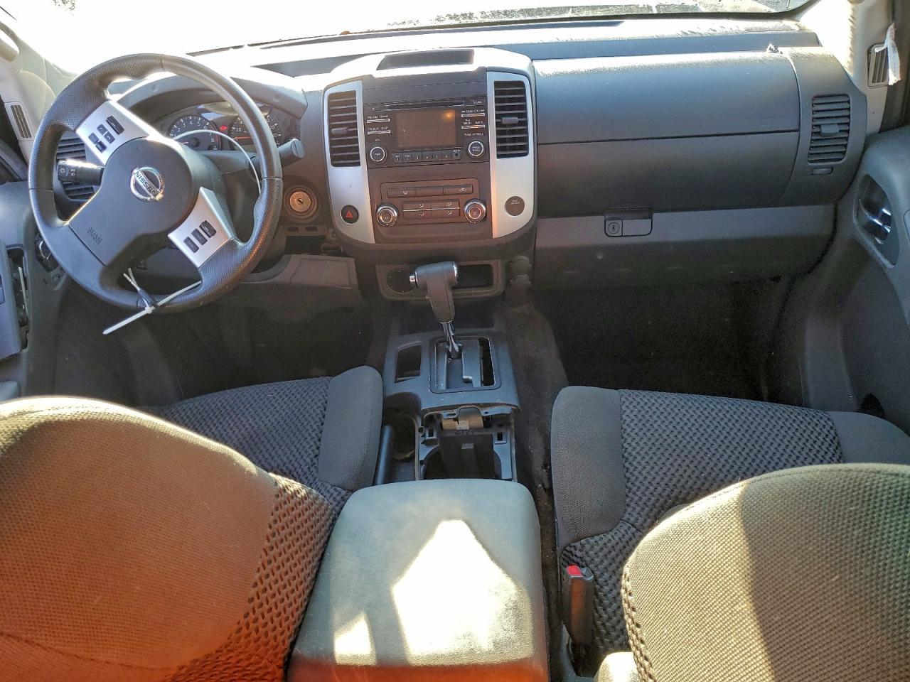 2014 NISSAN Frontier