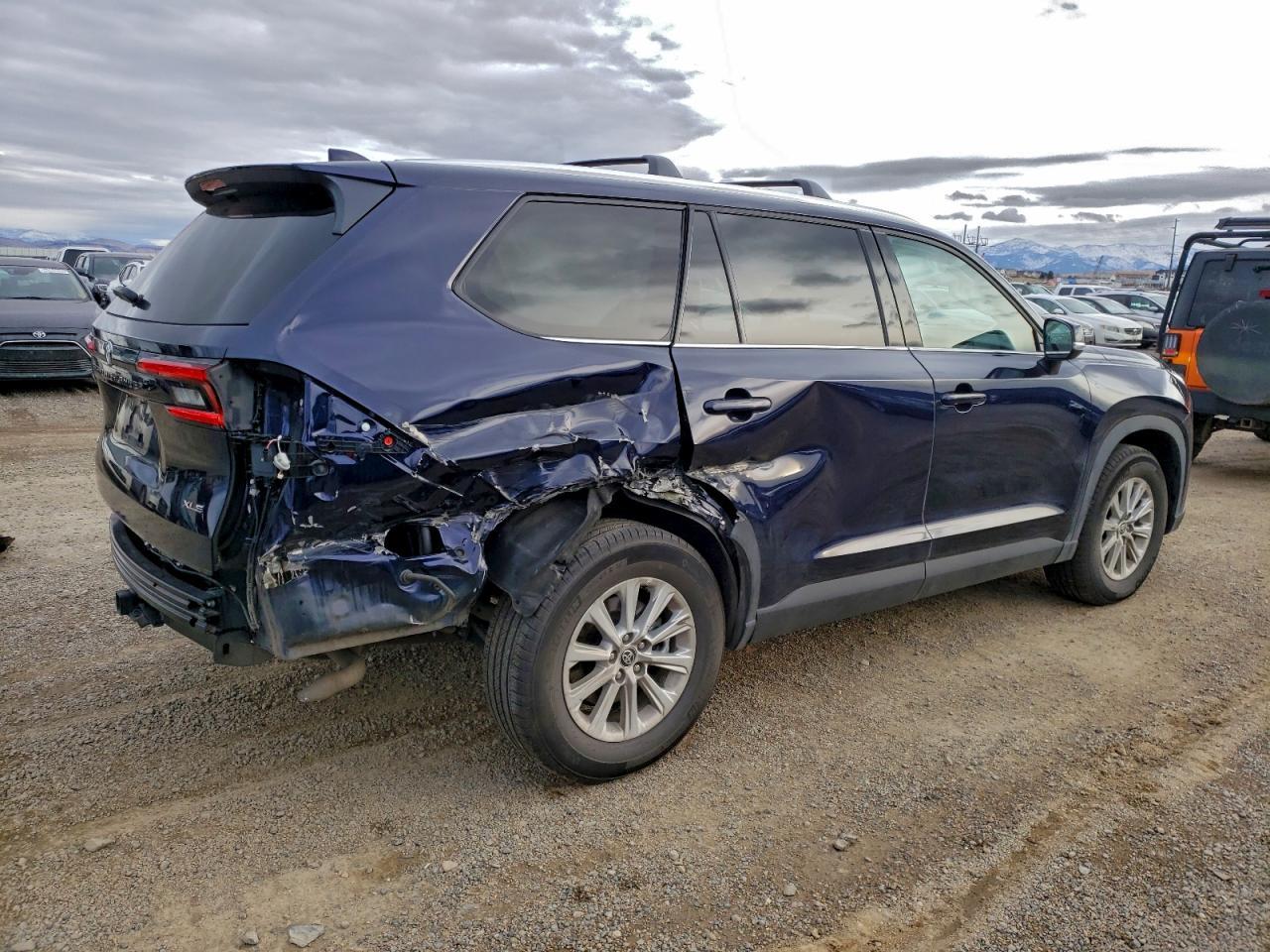 2024 TOYOTA HIGHLANDER