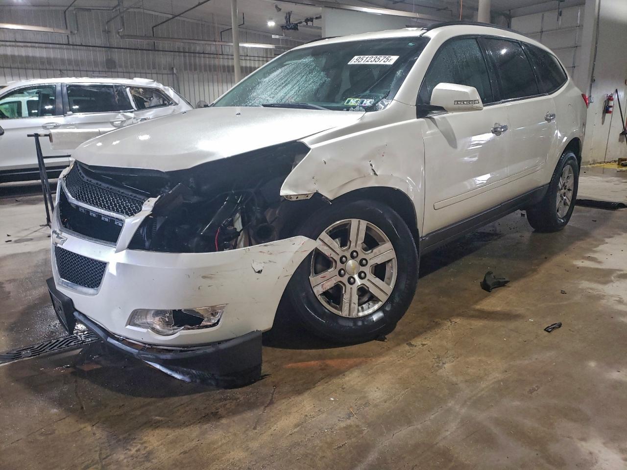 2011 CHEVROLET TRAVERSE