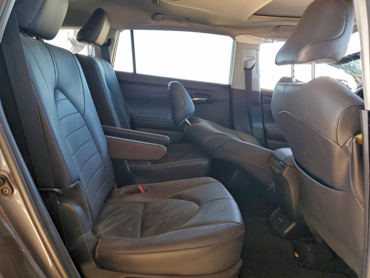 2020 TOYOTA HIGHLANDER
