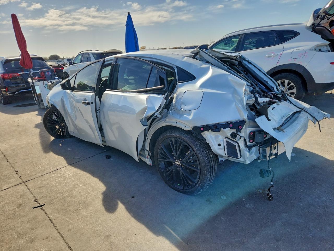 2025 TOYOTA PRIUS