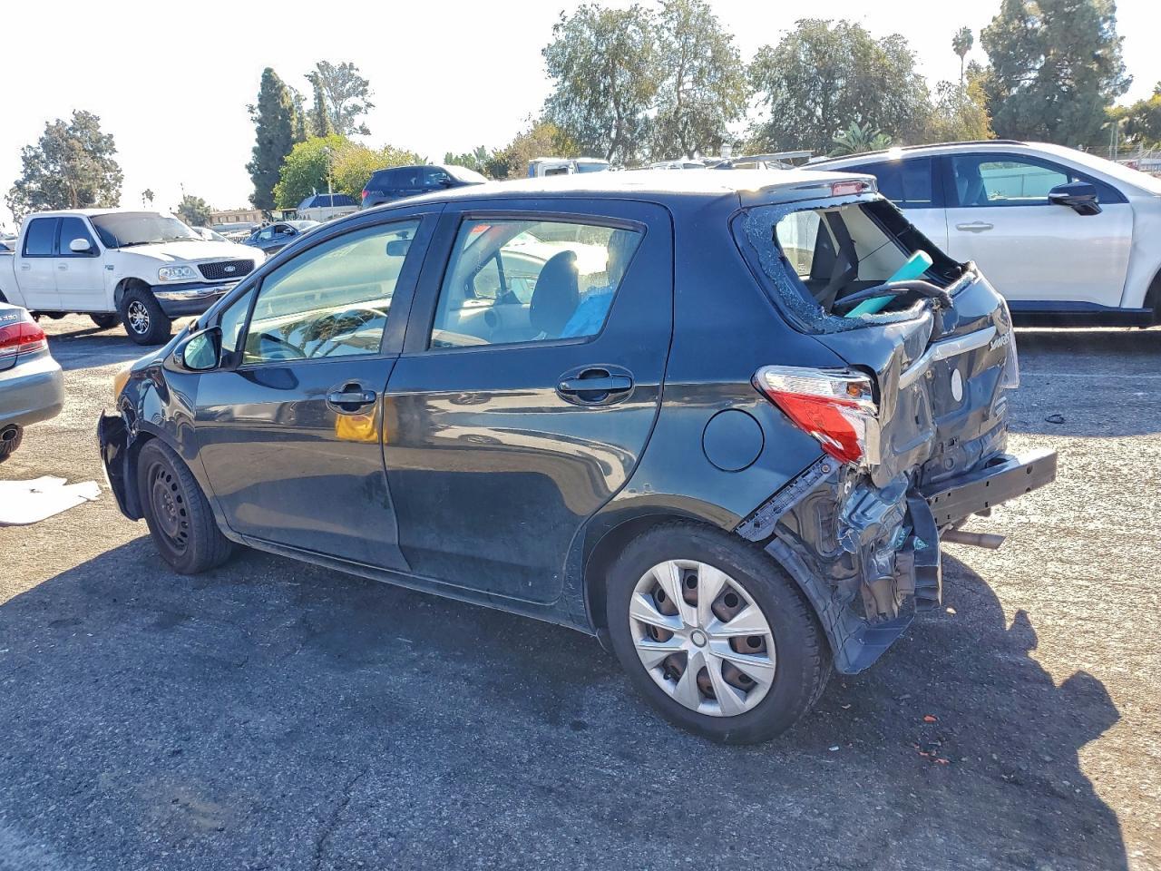 2012 TOYOTA YARIS