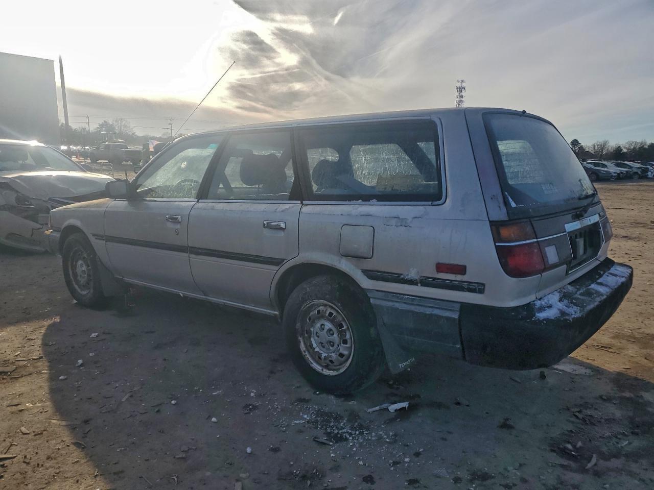 1988 TOYOTA CAMRY