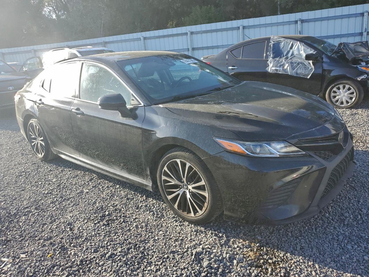 2019 TOYOTA CAMRY