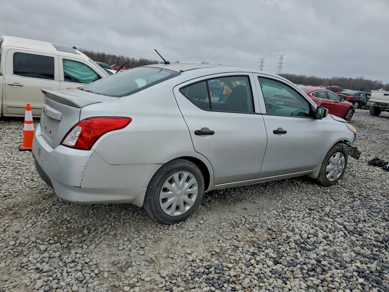 2018 NISSAN VERSA