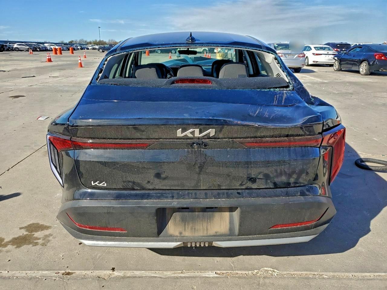 2025 KIA K4