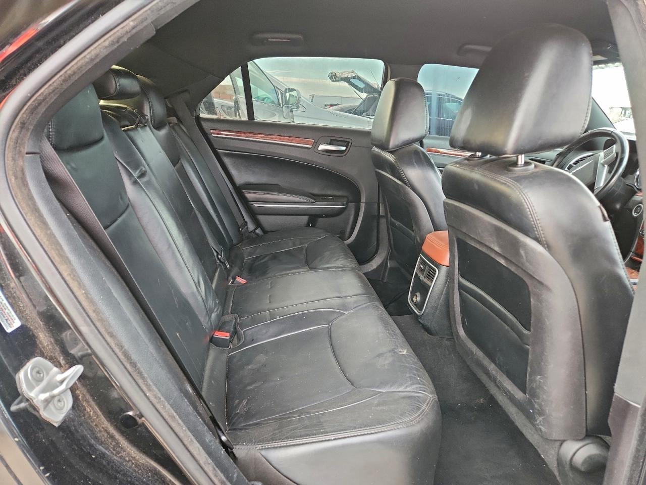 2013 CHRYSLER 300