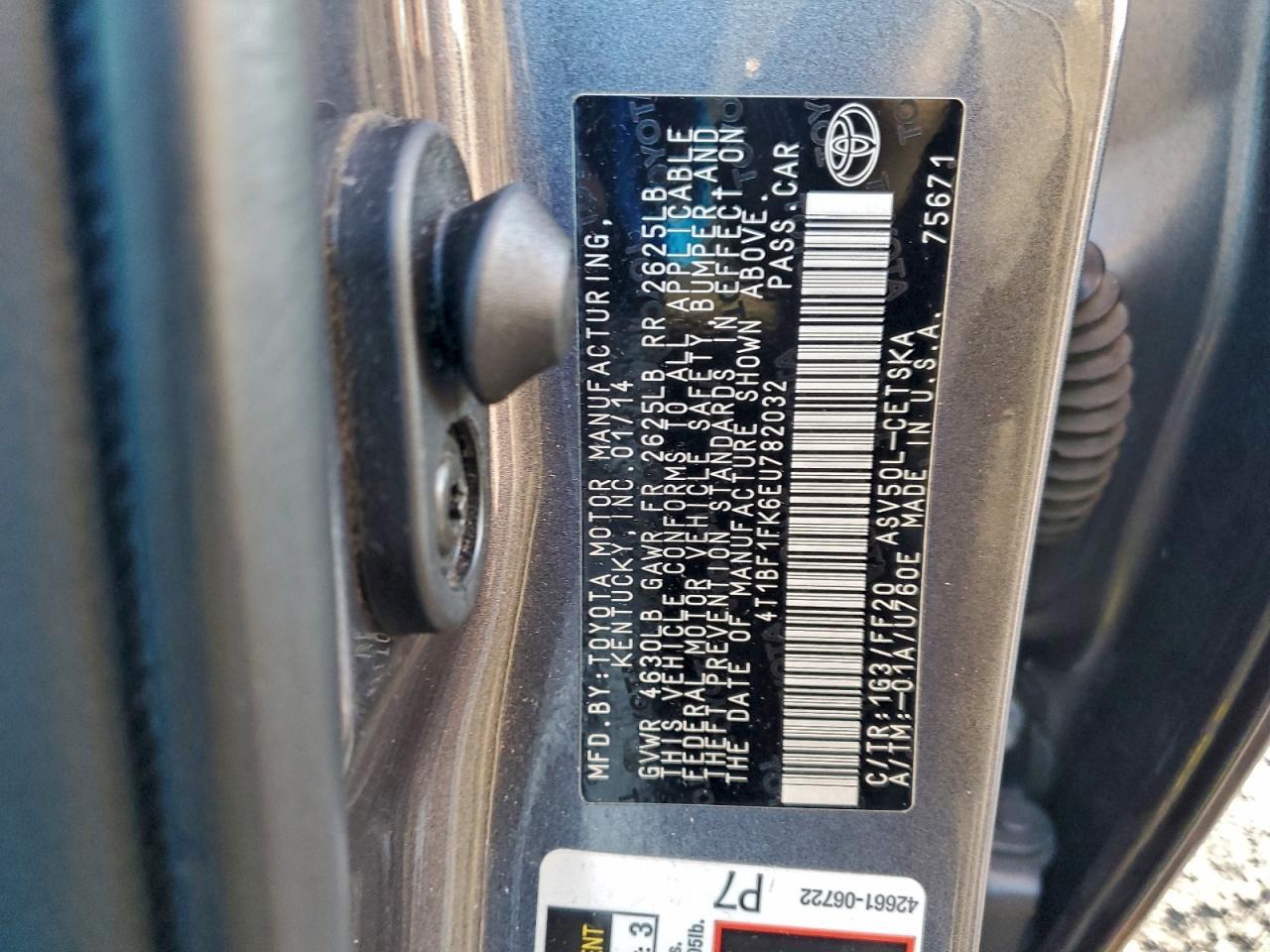 2014 TOYOTA CAMRY