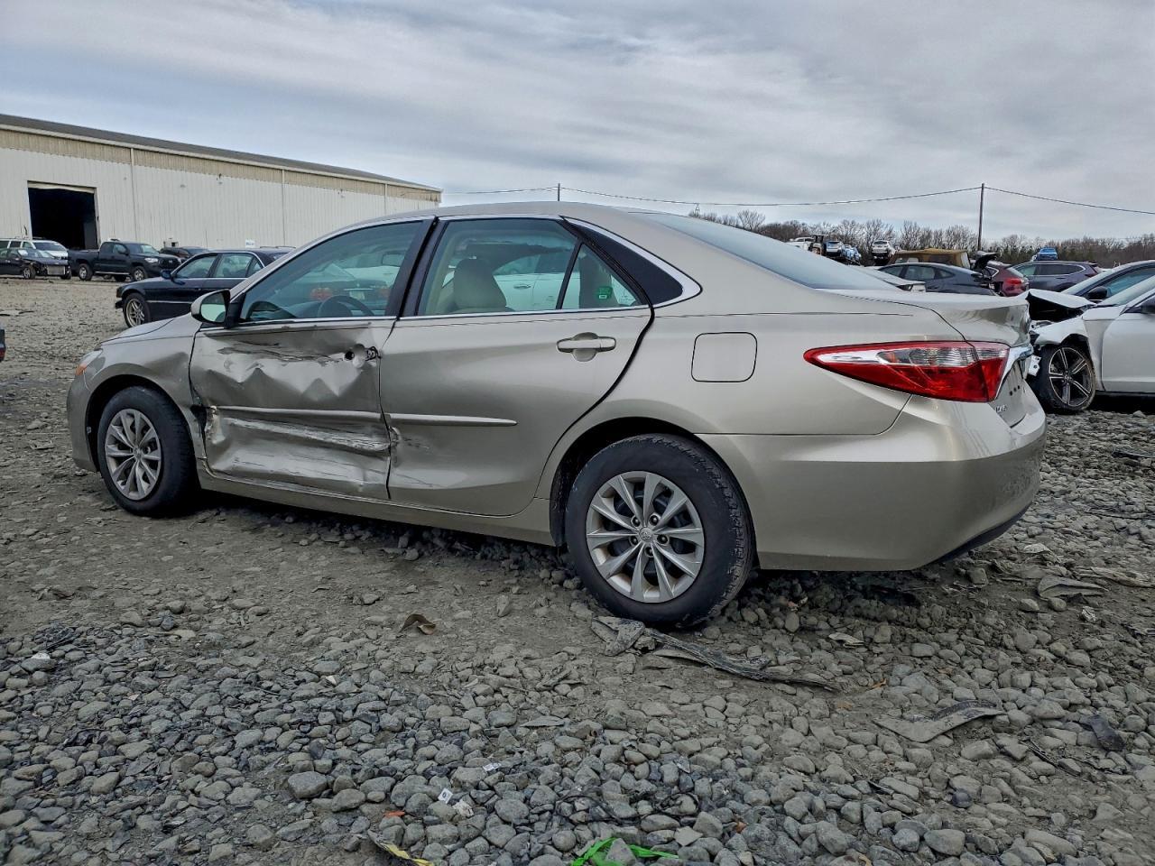 2017 TOYOTA CAMRY