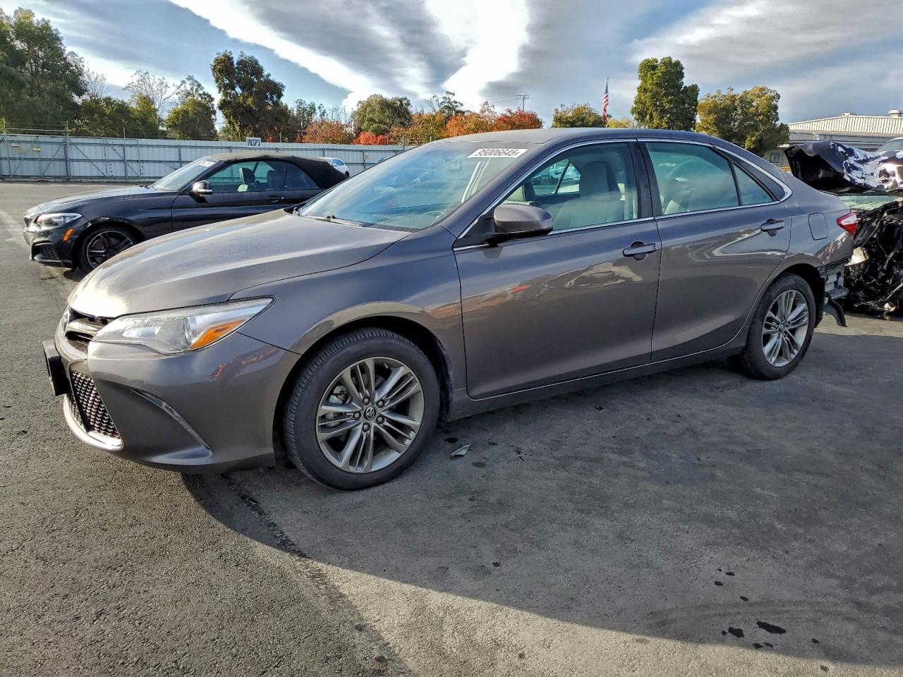 2017 TOYOTA CAMRY