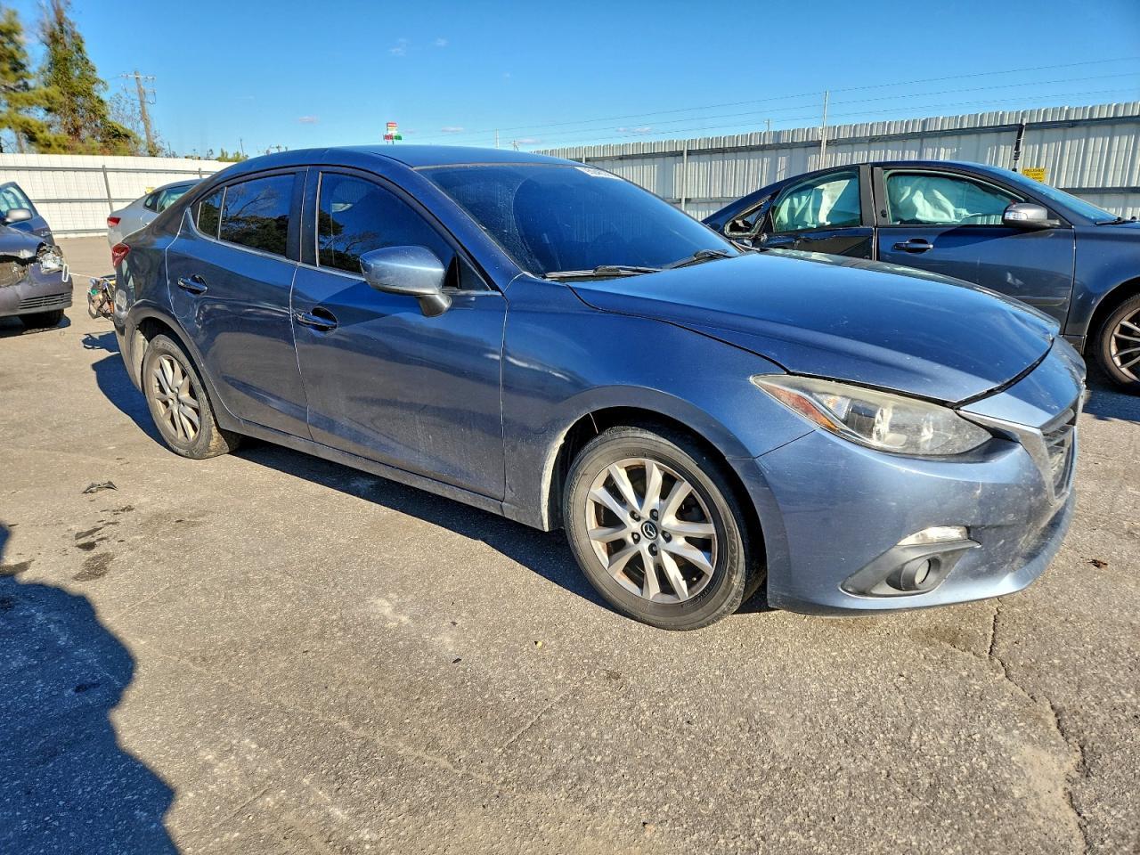 2015 MAZDA 3