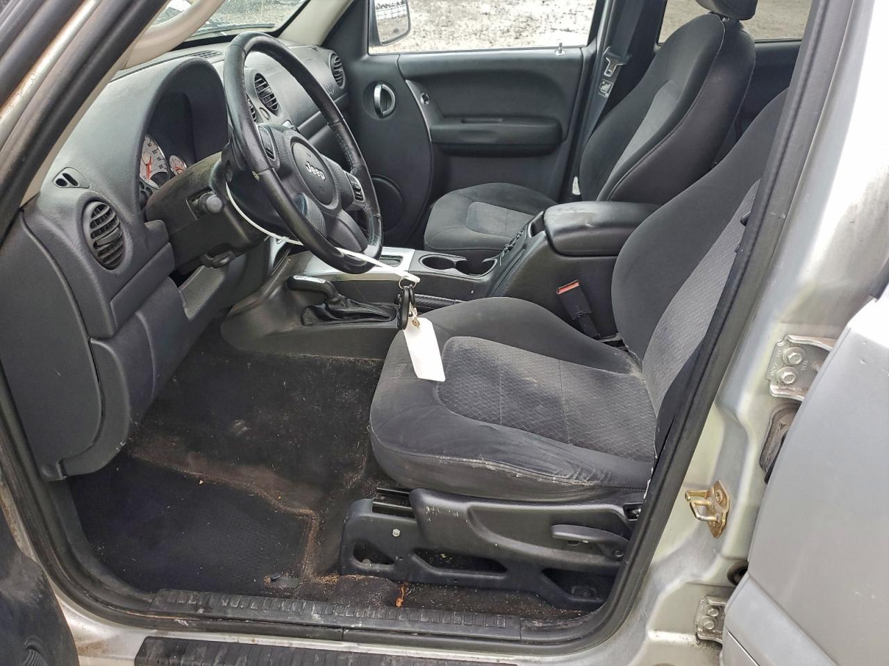 2003 JEEP Liberty