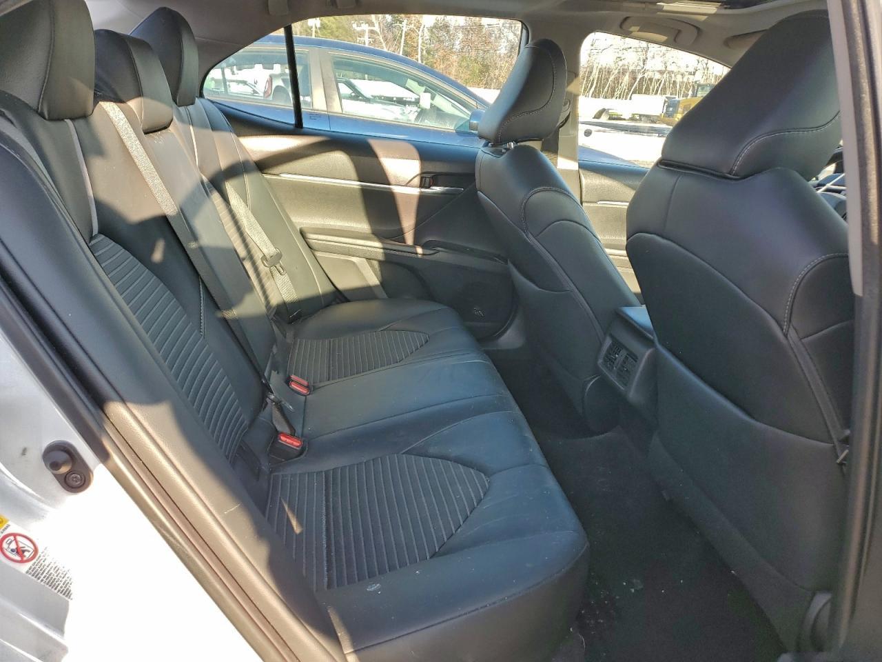 2019 TOYOTA CAMRY