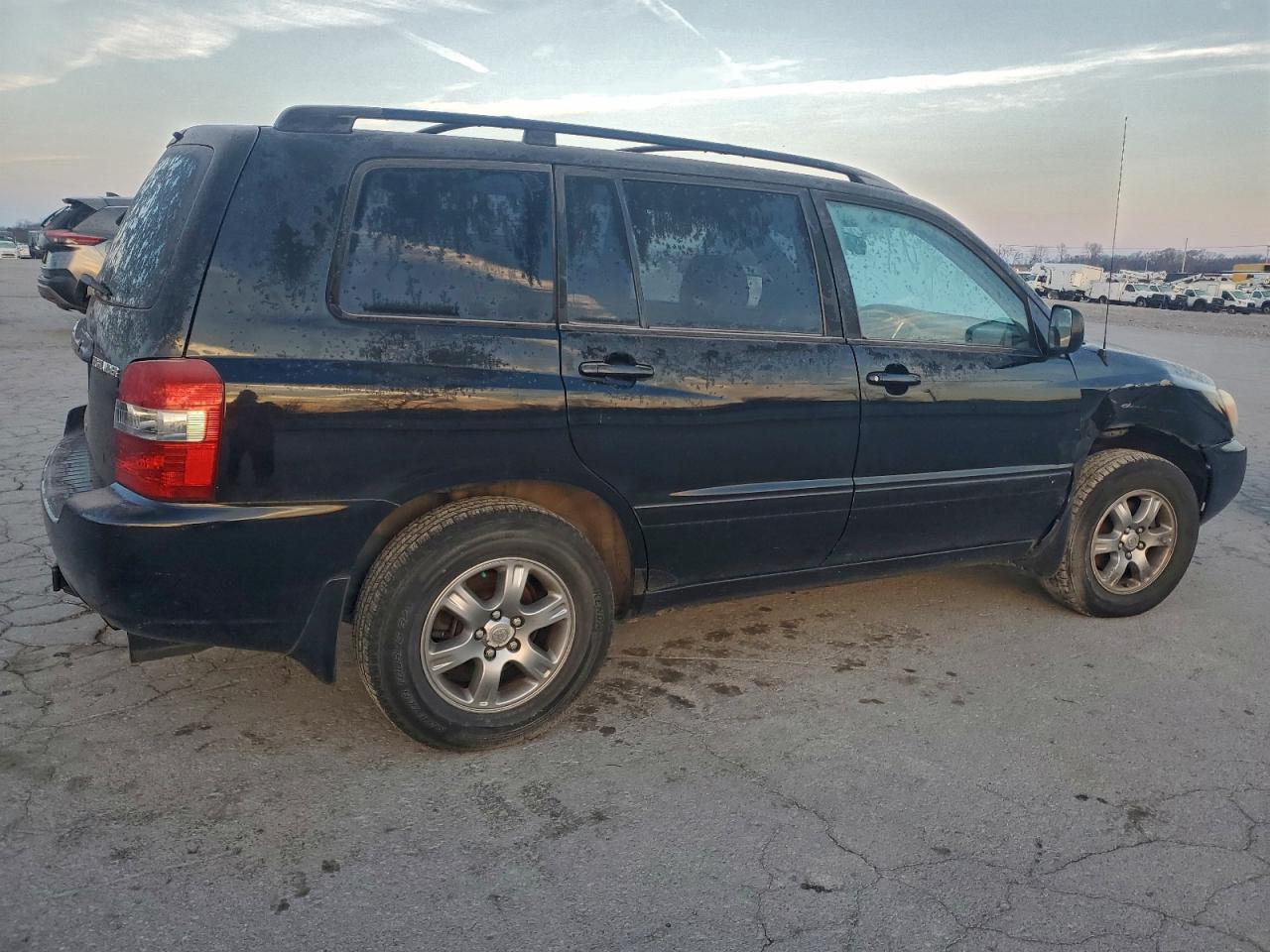 2005 TOYOTA HIGHLANDER