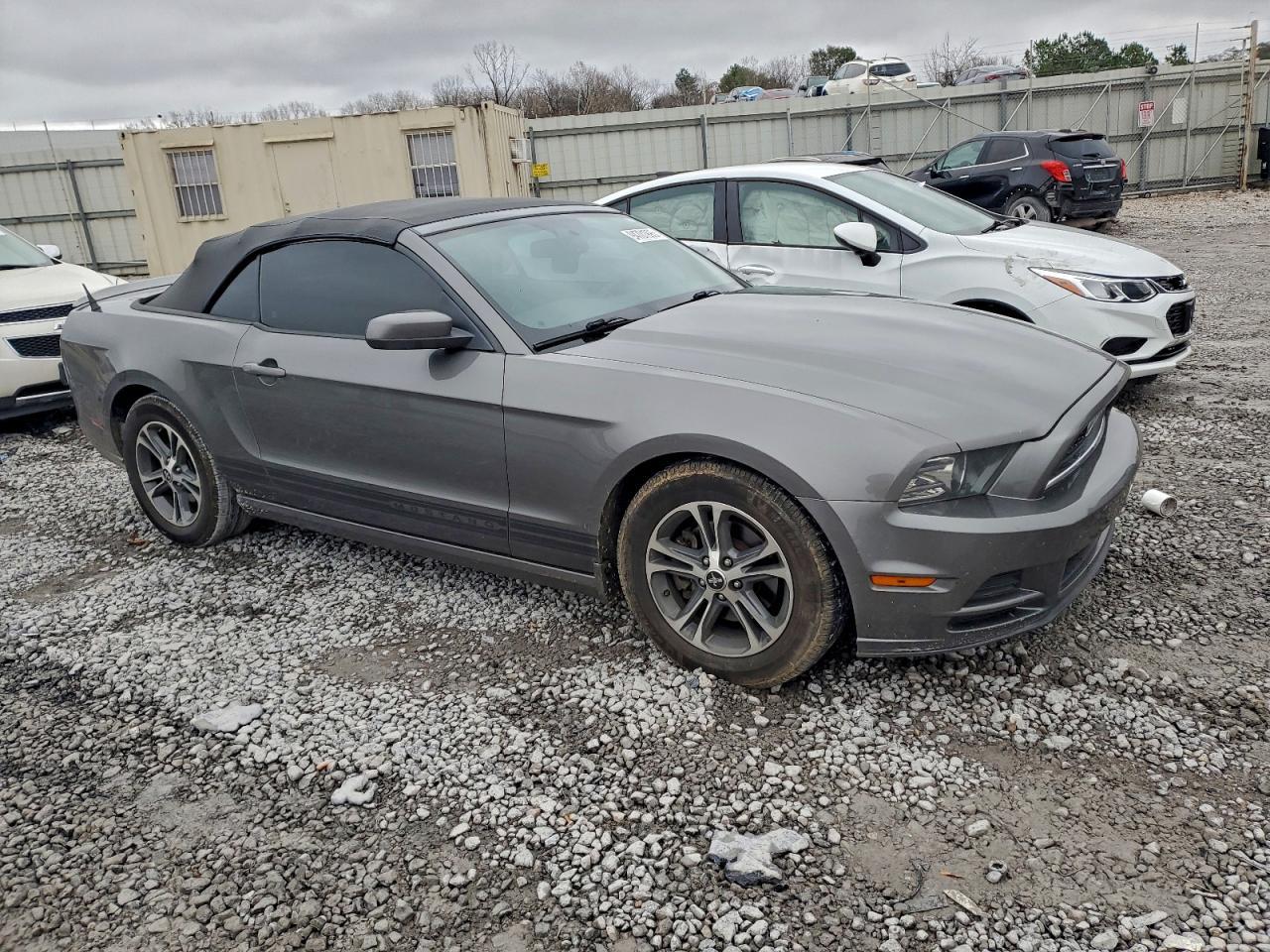 2013 FORD MUSTANG