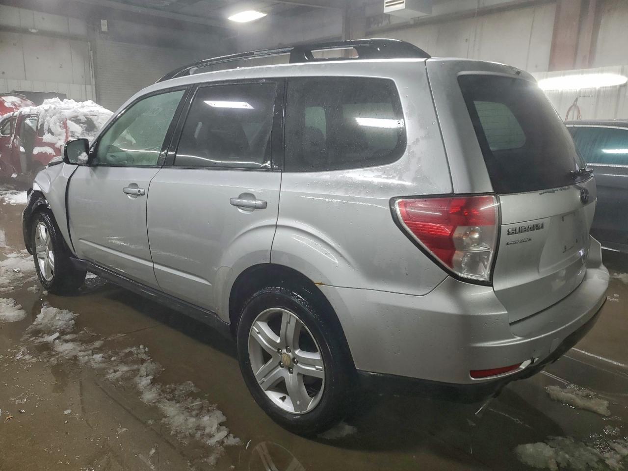2010 SUBARU FORESTER