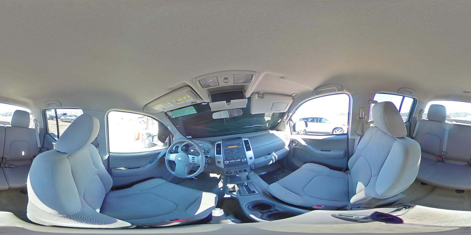 2012 NISSAN Frontier
