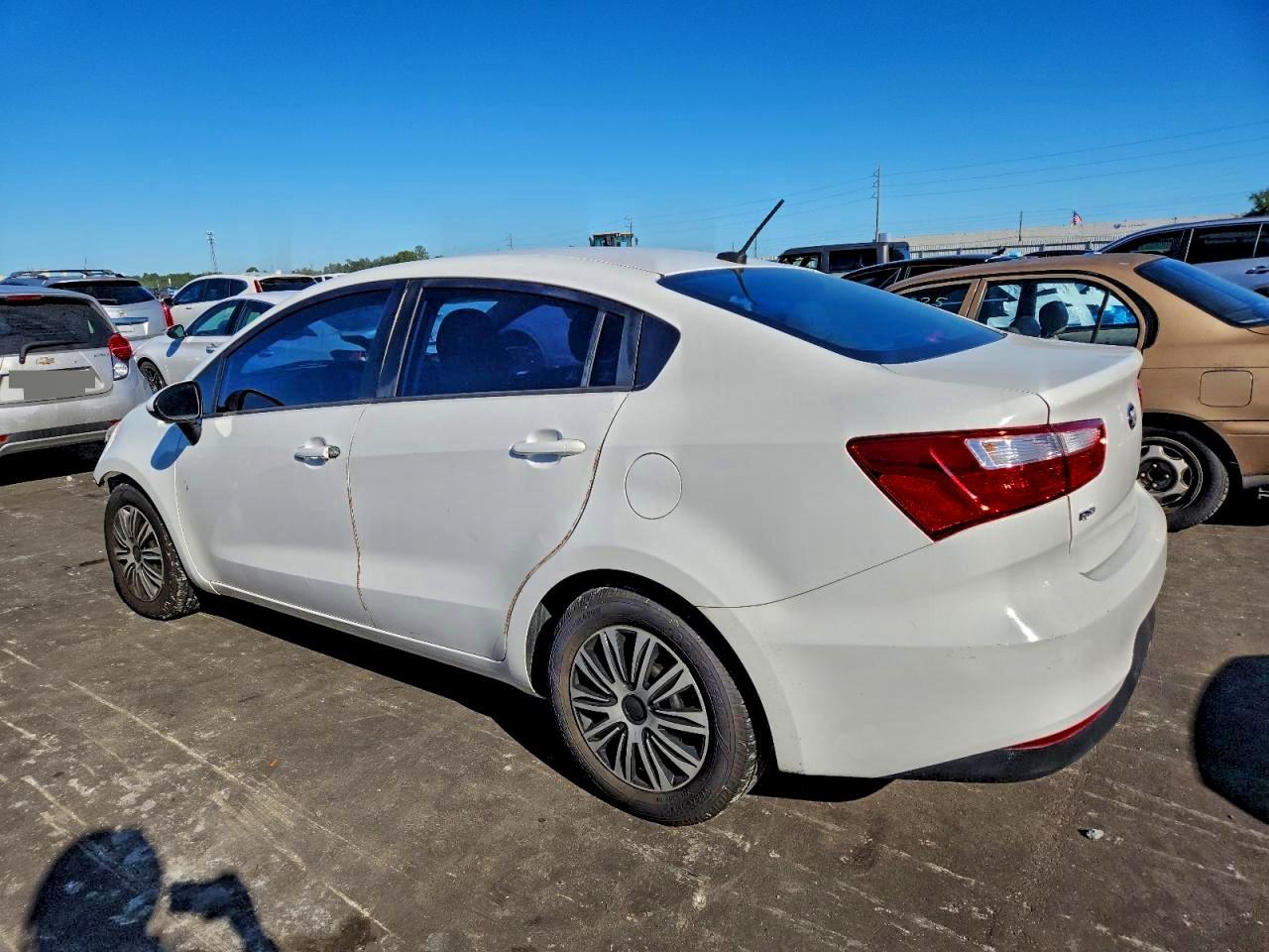 2016 KIA RIO