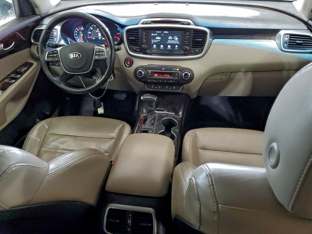 2019 KIA SORENTO