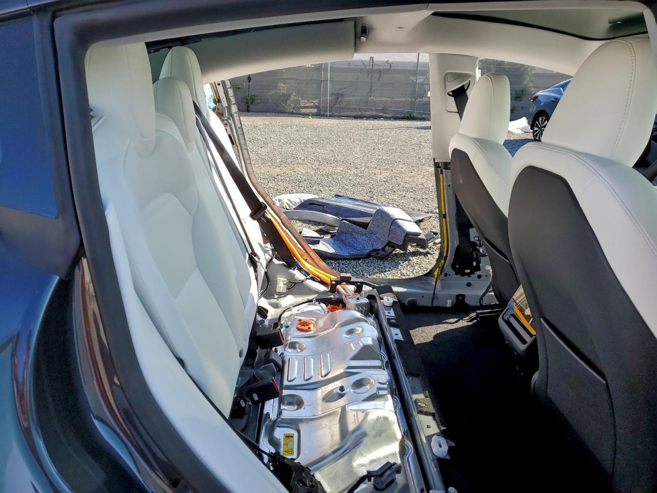 2026 TESLA MODEL 3