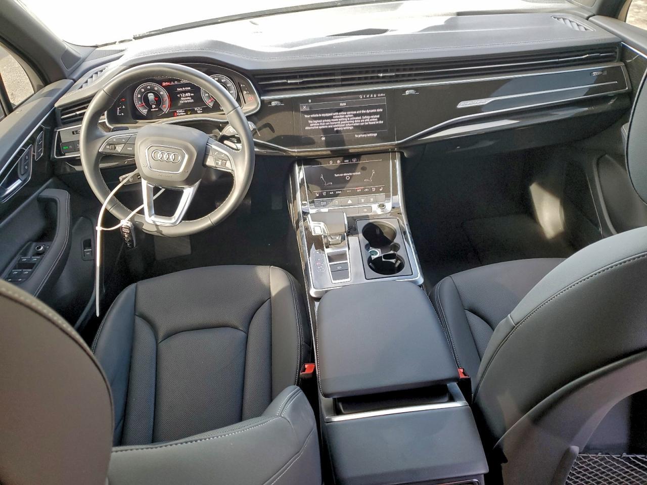 2025 AUDI Q7