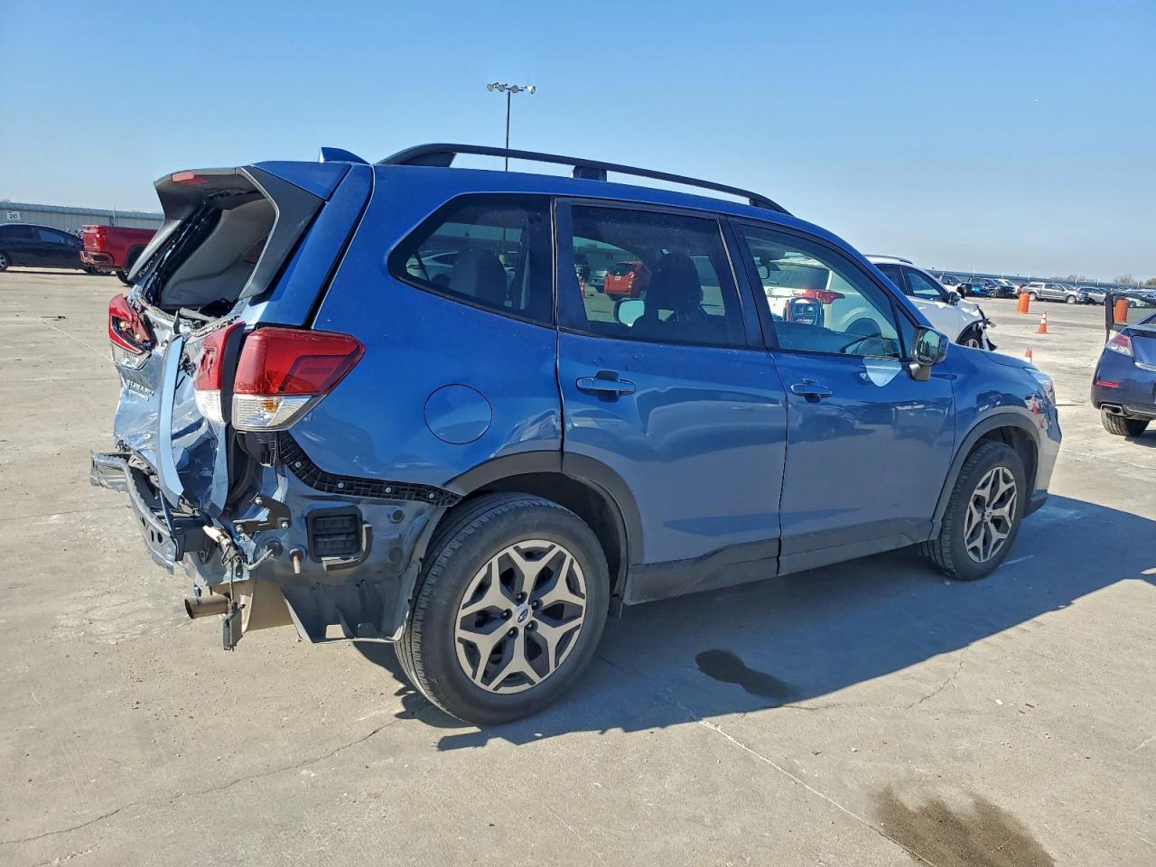 2020 SUBARU FORESTER