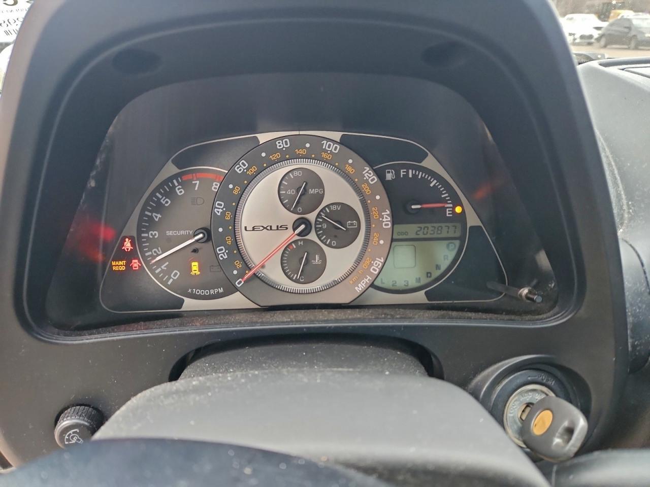 2004 LEXUS IS 300