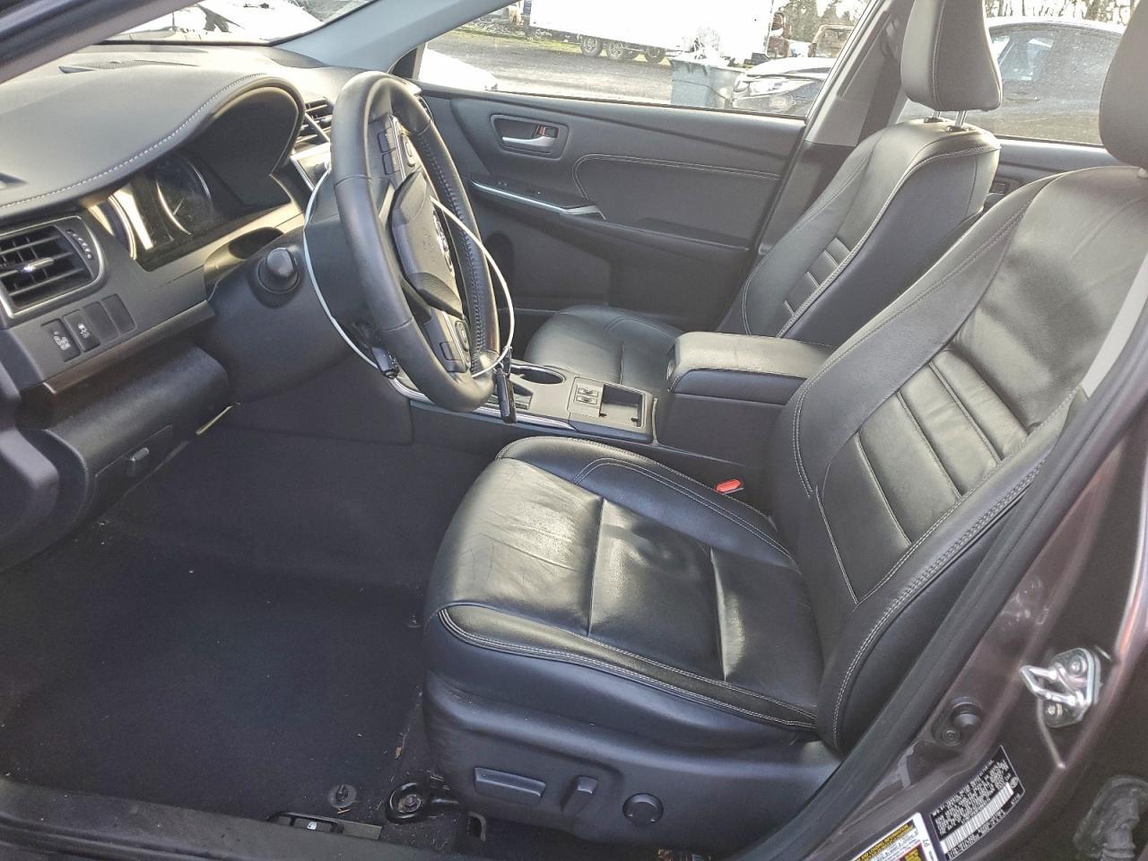 2015 TOYOTA CAMRY
