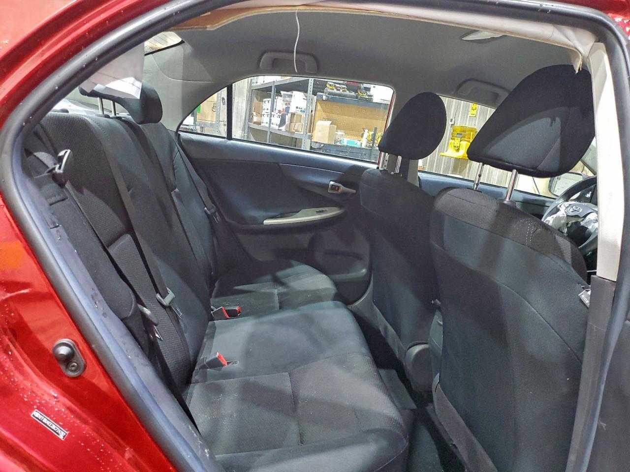 2011 TOYOTA COROLLA