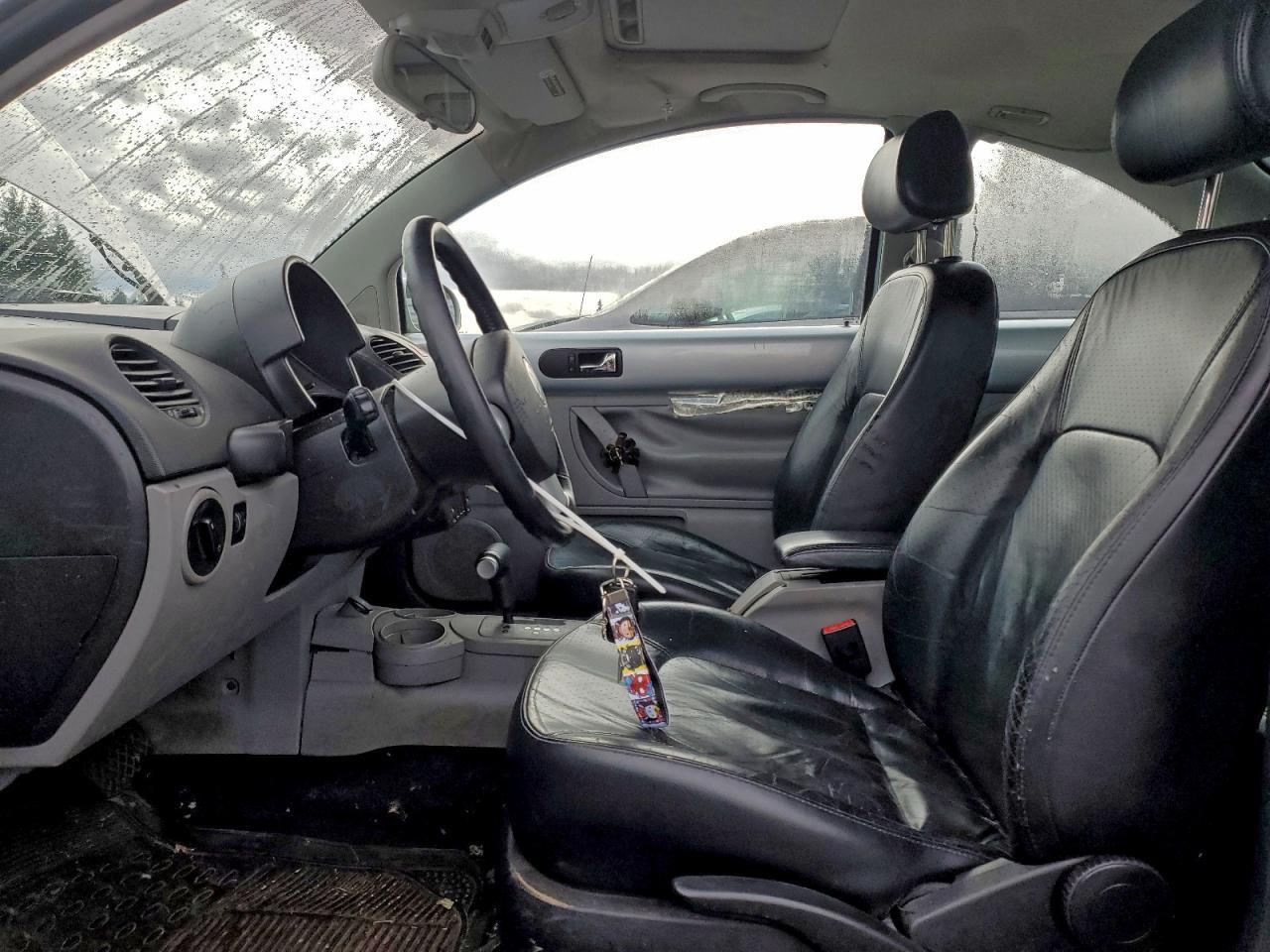 2005 VOLKSWAGEN Beetle