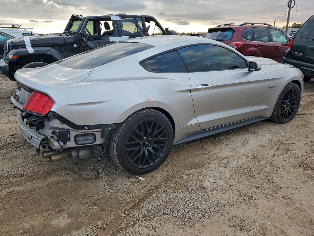 2017 FORD MUSTANG