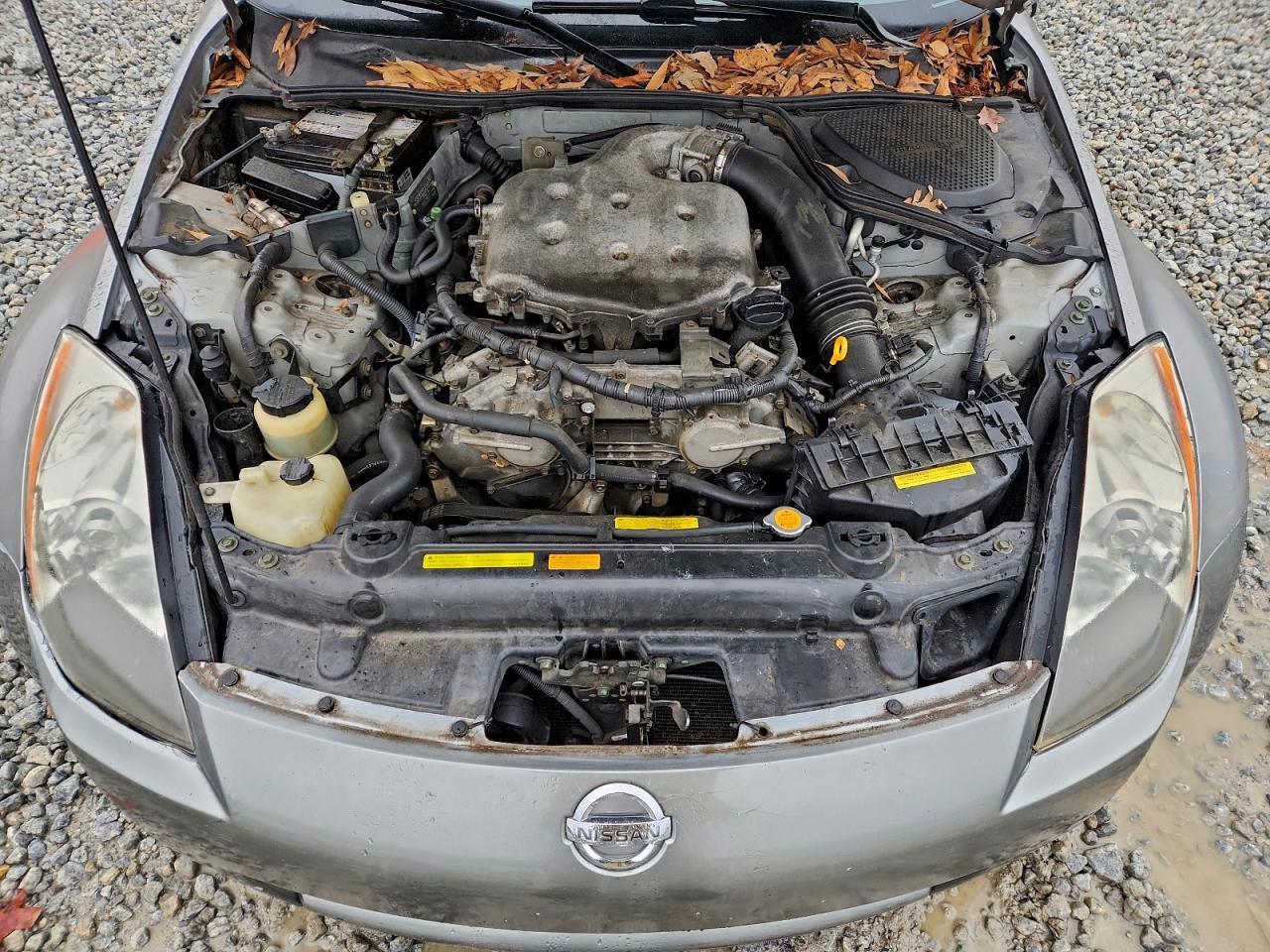 2003 NISSAN Z