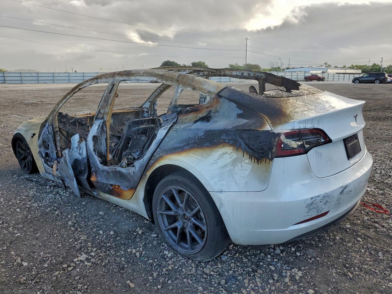 2021 TESLA MODEL 3