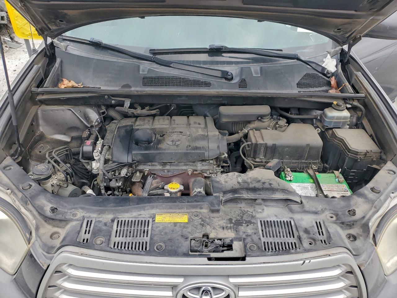 2010 TOYOTA HIGHLANDER
