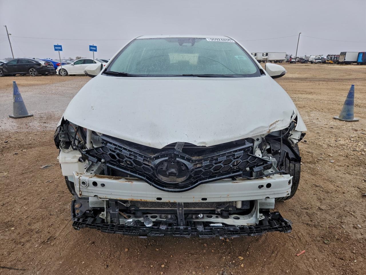 2018 TOYOTA COROLLA