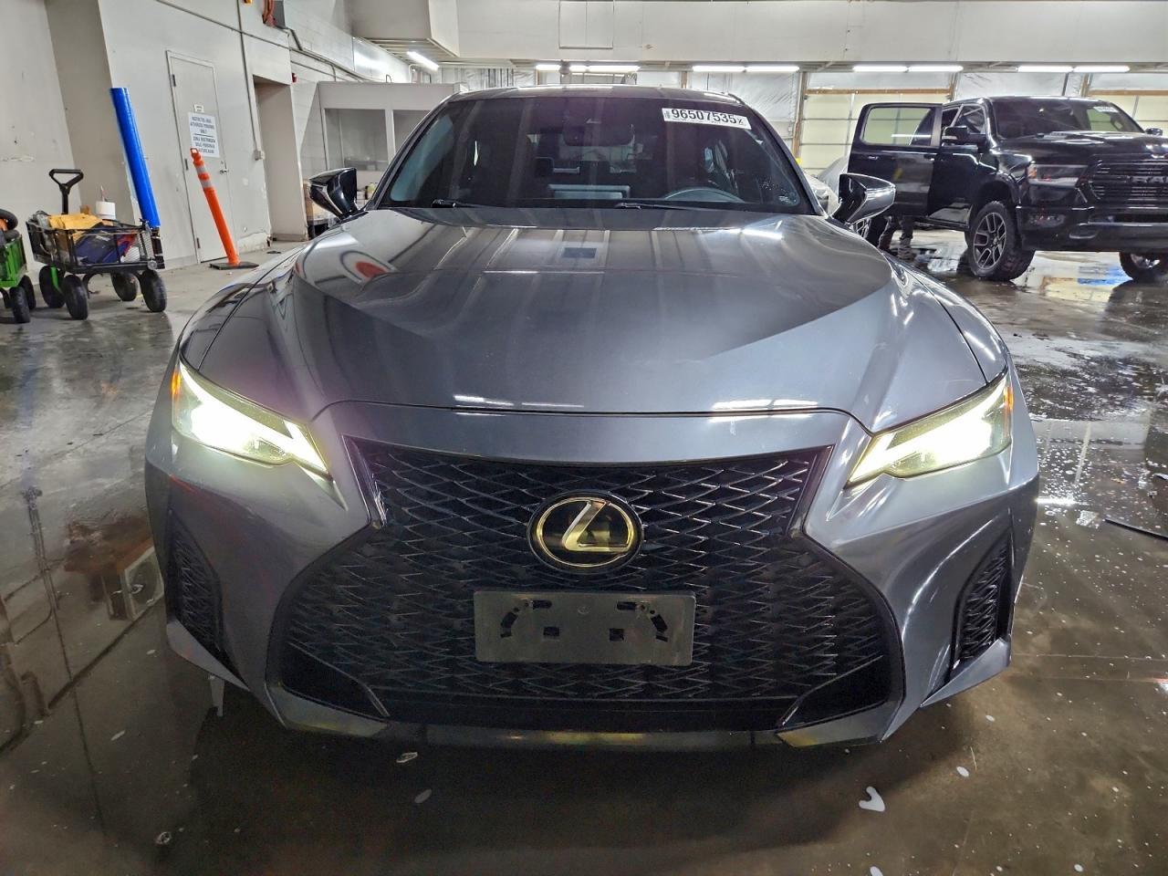2021 LEXUS IS 350